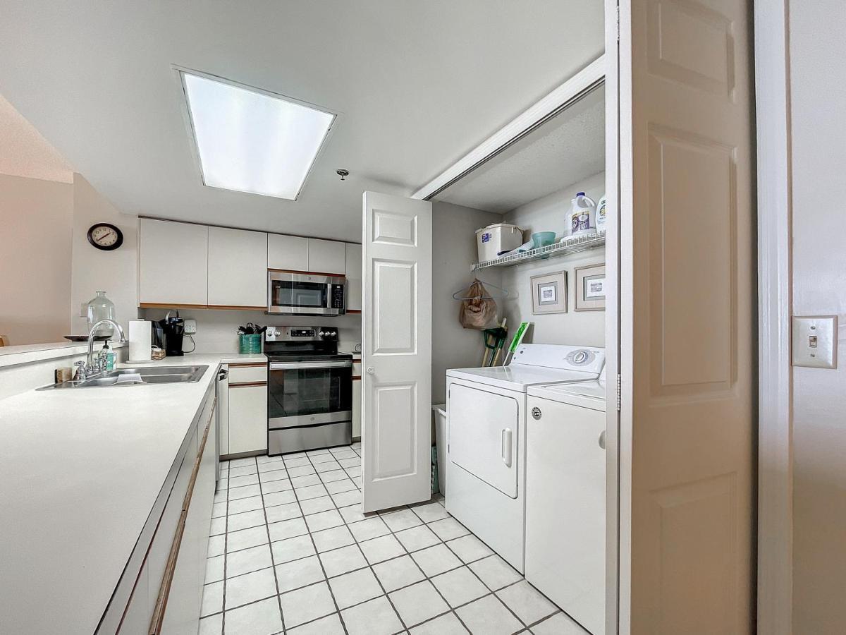 Beachfront Chadham-by-the-sea 318 Pool Car Free Apartment New Smyrna Beach