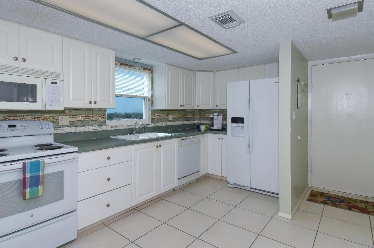 Pt608 - Family Friendly Beachfront 22 - Walk To Shoppingdining