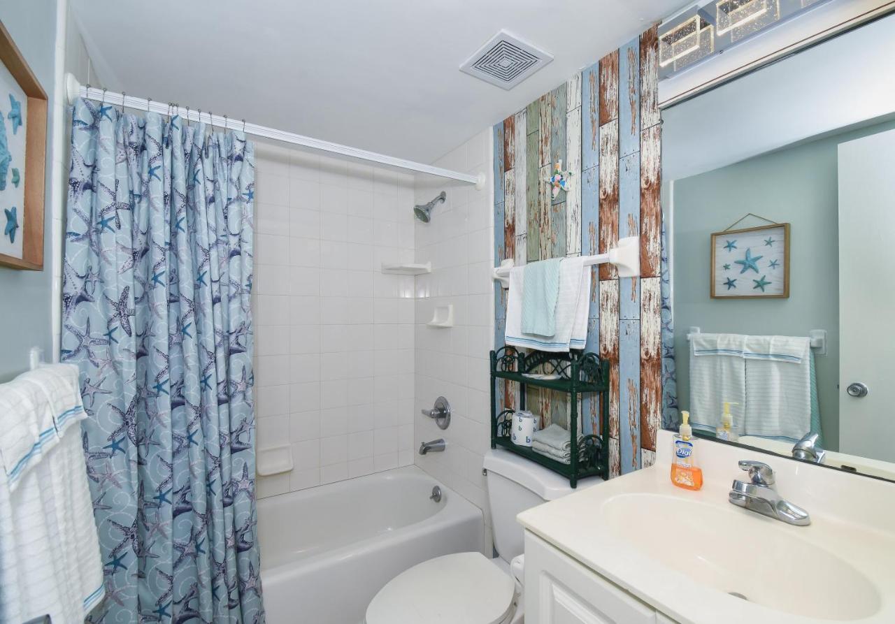 Pt608 - Family Friendly Beachfront 22 - Walk To Shoppingdining Apartment New Smyrna Beach