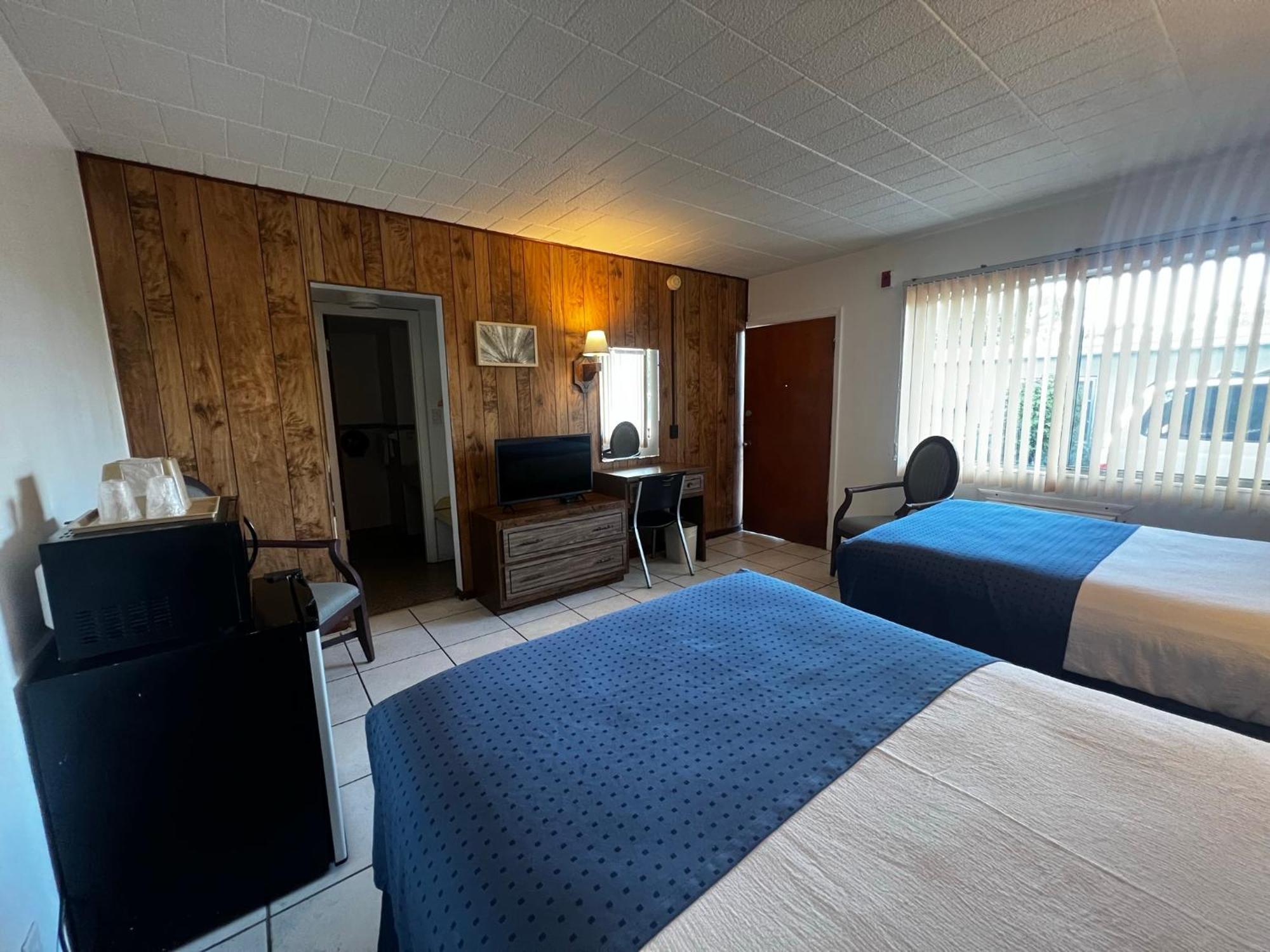 Motel Nocturne New Smyrna Beach