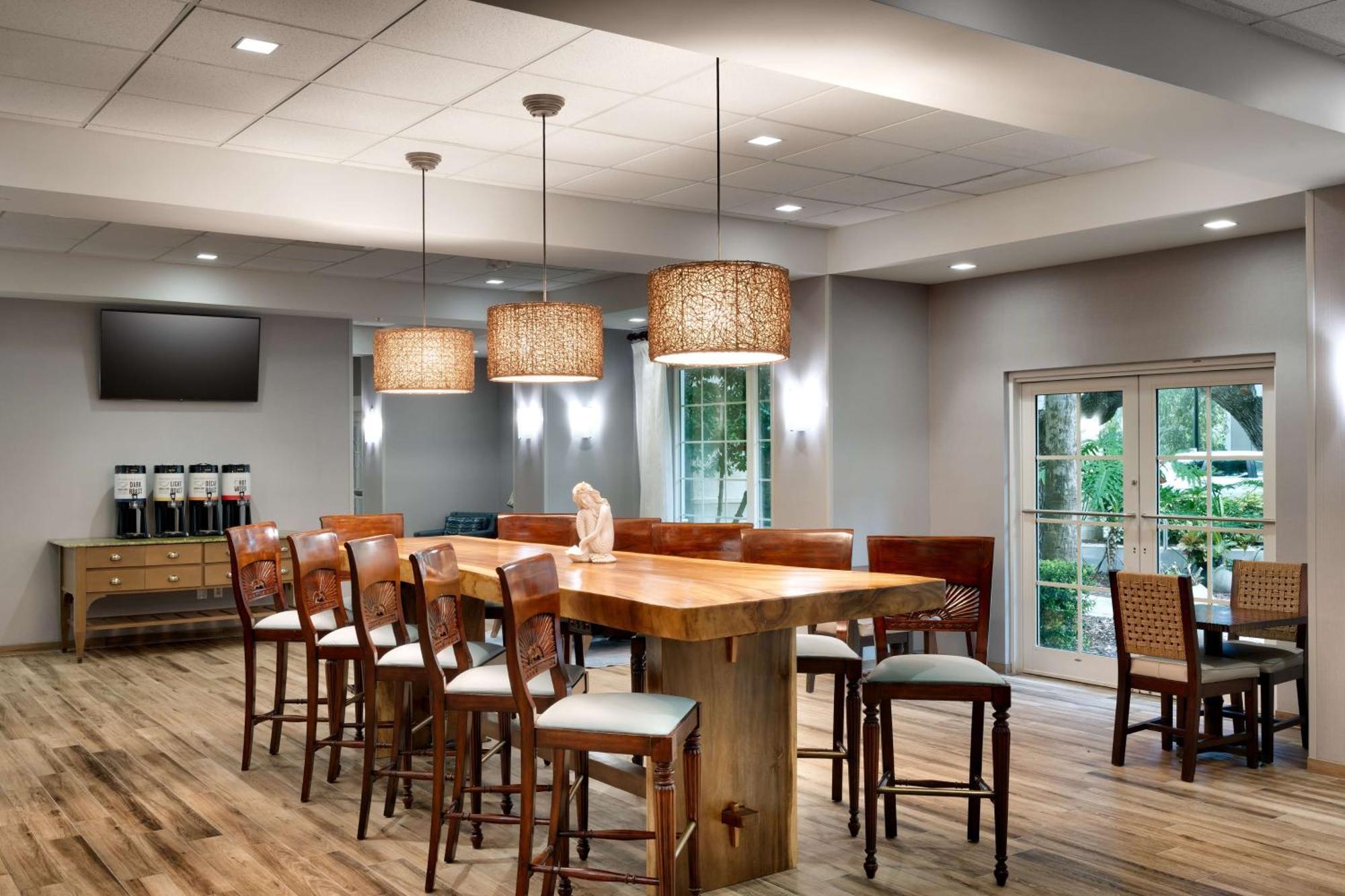 Hampton New Smyrna Hotel
