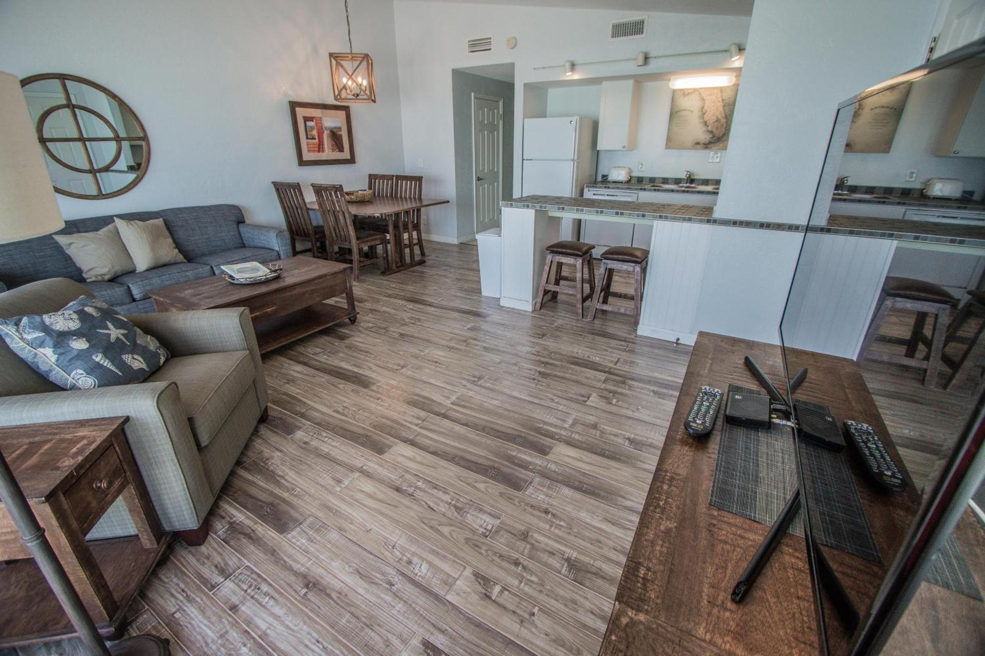 Ocean Club Apartment New Smyrna Beach