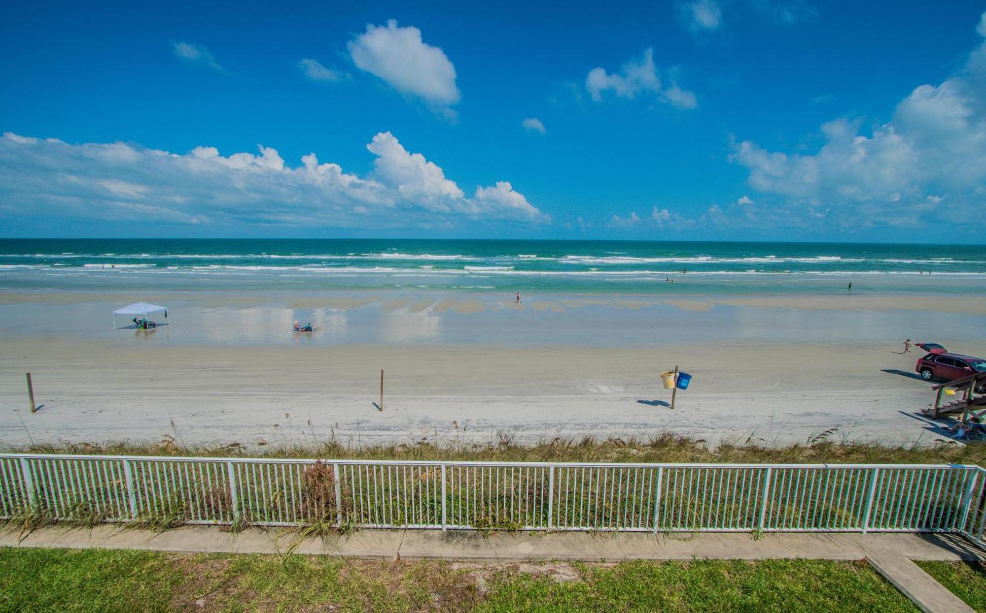 Ocean Club Apartment New Smyrna Beach