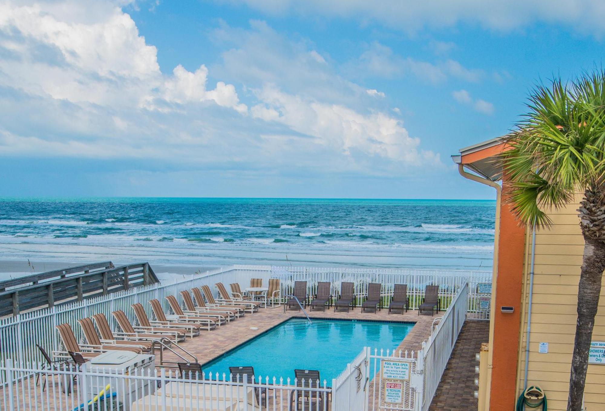 Ocean Club * New Smyrna Beach