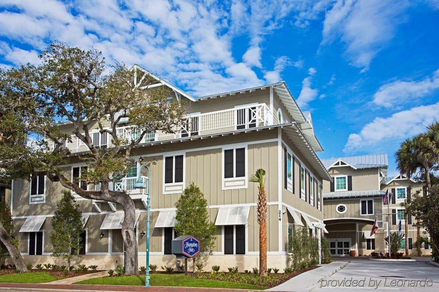 Hampton New Smyrna Hotel 3*